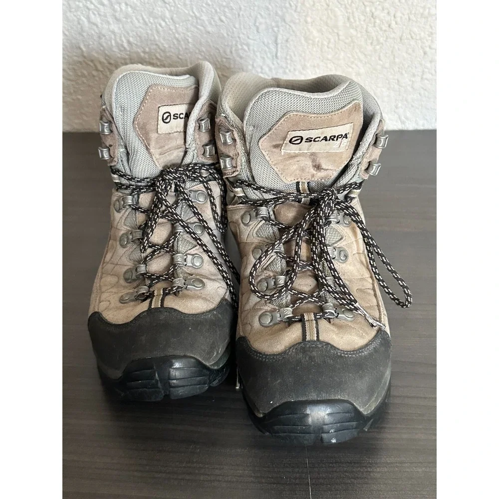 Scarpa Kailash Trek GTX Hiking Boots Mens 9 Womens 10 Gore-Tex Vibram Gorpcore